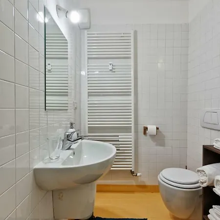 Santa Giulia - 7 Posti Letto Apartment